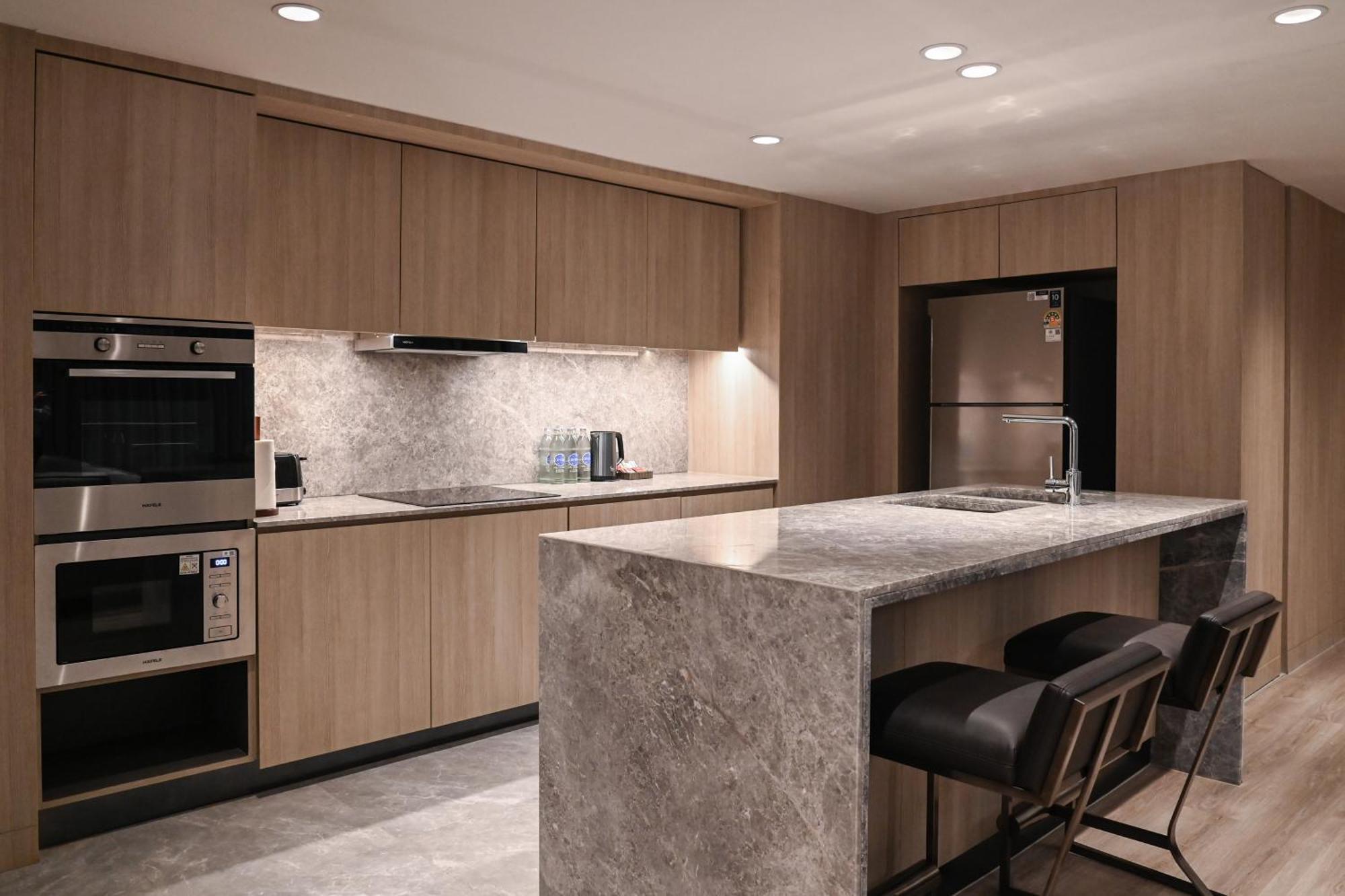 Marriott Executive Apartments, Bangkok Townhall Sukhumvit Bagian luar foto