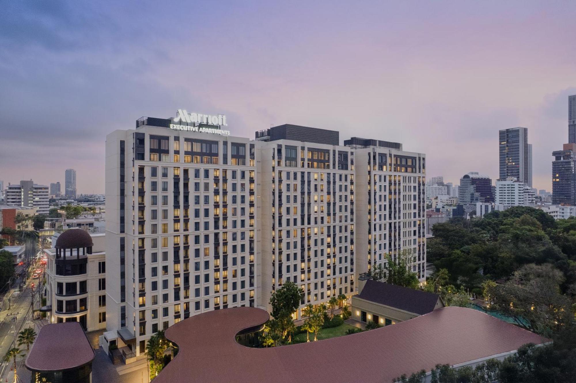 Marriott Executive Apartments, Bangkok Townhall Sukhumvit Bagian luar foto