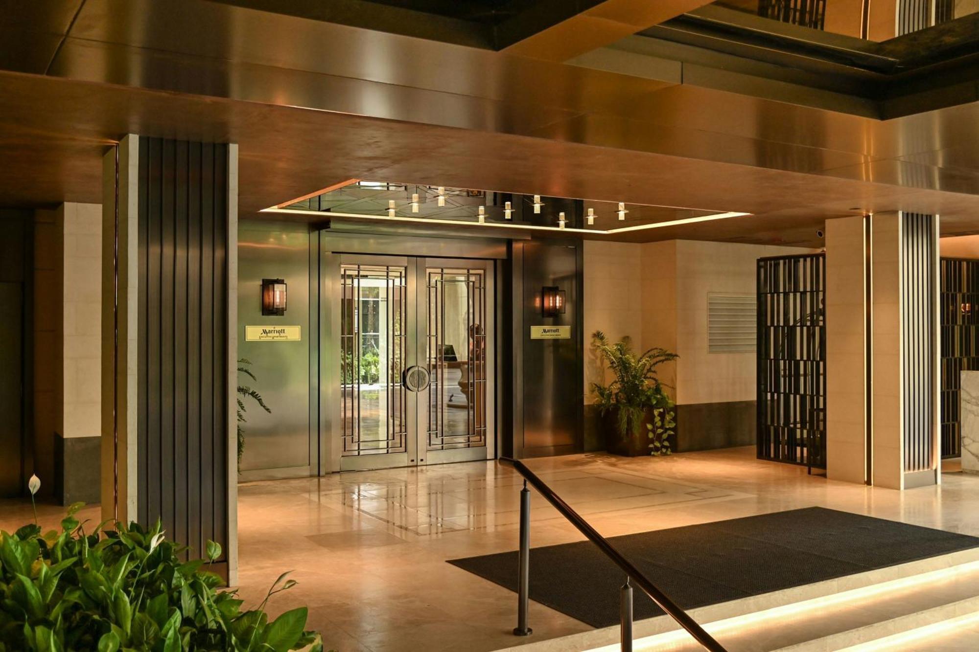 Marriott Executive Apartments, Bangkok Townhall Sukhumvit Bagian luar foto